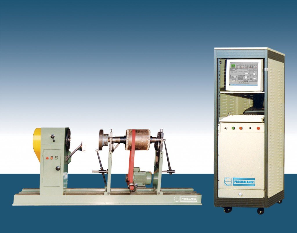 Combination drive horizontal balancing machine